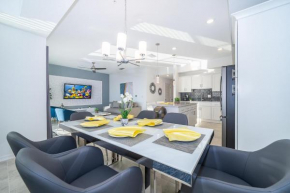 3191-406MA STOREY LAKE, CONDO 2/2 LAKE VIEW